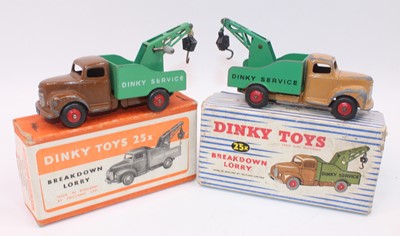 Lot 1407 - A pair of Dinky Toys No.25x Bedford Breakdown...