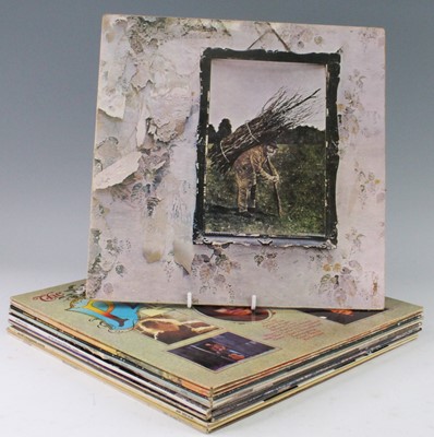 Lot 763 - A collection of 12" vinyl to include Led...