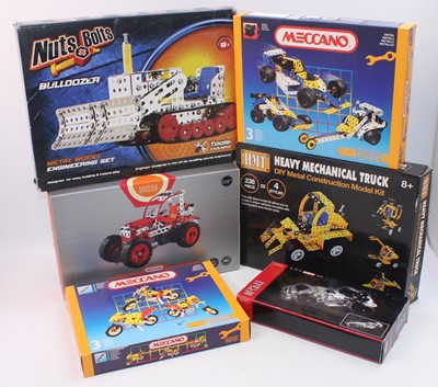 Lot 159 - Various construction kits: 'Nuts & Bolts'...