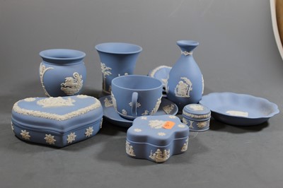 Lot 109 - A collection of Wedgwood blue jasper wares to...