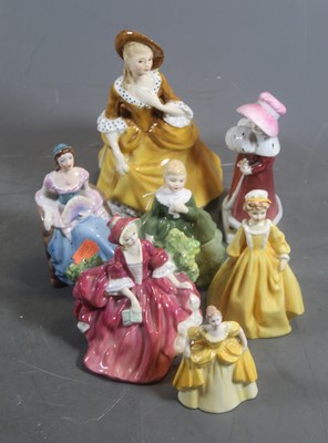Lot 272 - A collection of 20th century porcelain figures...