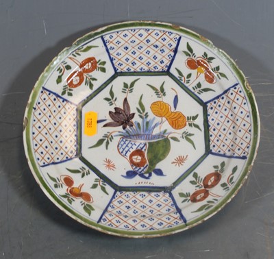 Lot 277 - An 18th century Dutch Delft tin-glazed...
