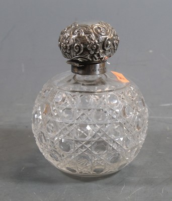 Lot 322 - A late Victorian cut glass scent bottle, the...