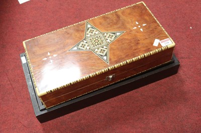 Lot 218 - A 'Corinithian' 20 Self Feeding table top...