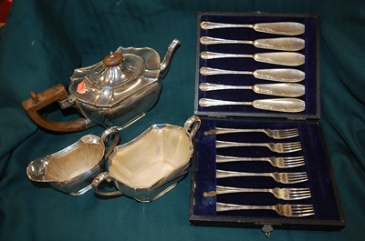 Lot 339 - An early 20th century silver plated...