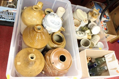 Lot 231 - A collection of miscellaneous items to include...