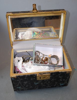 Lot 433 - A jewellery box and contents, mainly being...