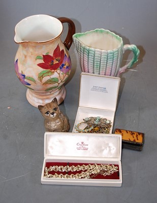 Lot 436 - A small collection of miscellaneous items, to...