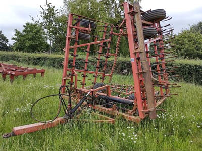 Lot 238 - 8m Vaderstad Spring Tines