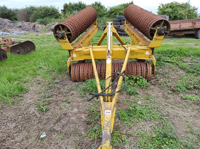 Lot 246 - 6m Twose Hydraulic Breaker Rolls (1995)