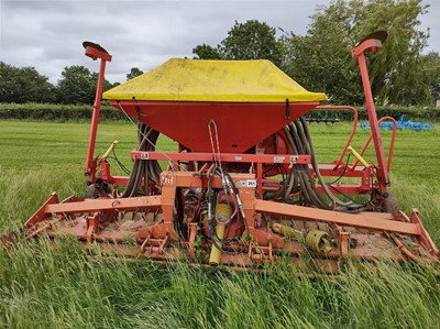 Lot 261 - 4m Lely Terra Combination Power Harrow Drill...