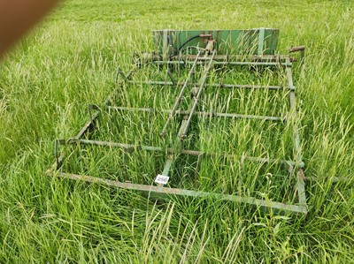 Lot 256 - Flat 8 Bale Grab