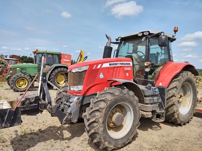 Lot 294 - Massey Ferguson 7620 Dyna6 Tractor with Front...