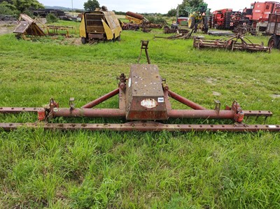Lot 168 - 4.5m Vicon Tilthmaster
