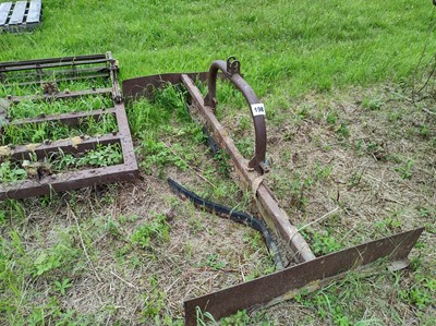 Lot 198 - Yard Scraper