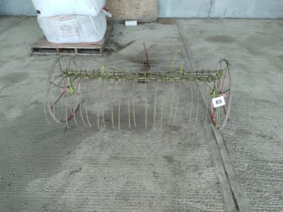 Lot 69 - Horse Drawn Buck Rake