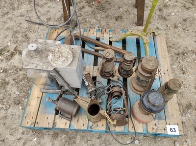 Lot 63 - Sundry Lamps
