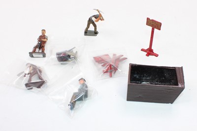 Lot 1654 - A Charbens road builders' set comprising of 10...