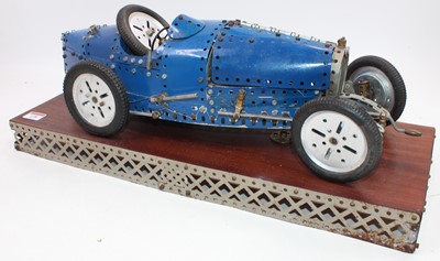 Lot 148 - A Meccano and similar components constructor...