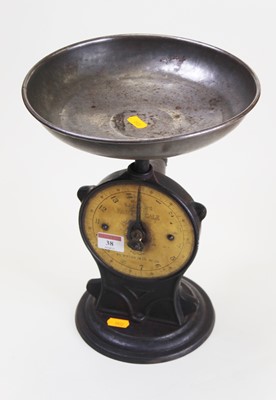 Lot 38 - A set of Salter's Improved Family Scales, with...