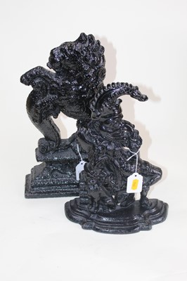Lot 41 - A cast iron doorstop in the form of Punch,...
