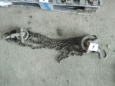 Lot 7 - Hand Hoist