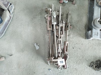 Lot 10 - Rear Linkages