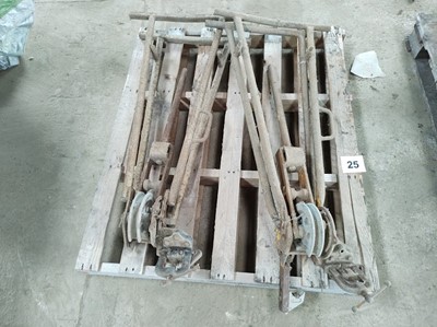 Lot 25 - Bending Machine