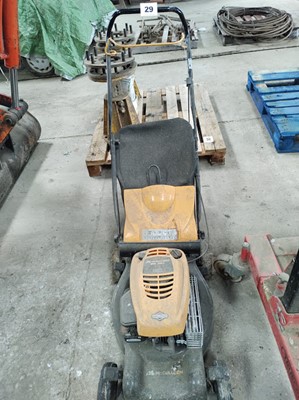 Lot 29 - McCulloch M40-450c Lawnmower