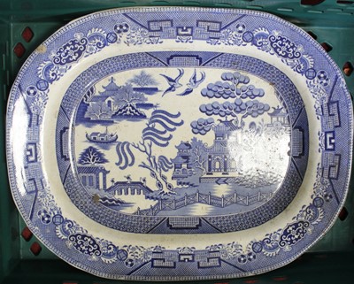 Lot 199 - A collection of Victorian blue and white...