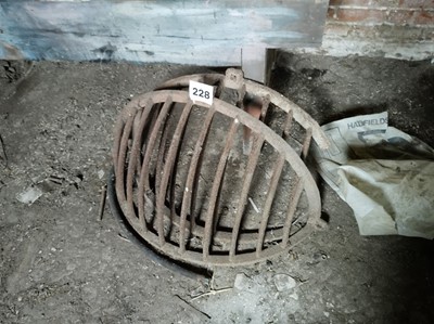 Lot 228 - Hayrack x 2