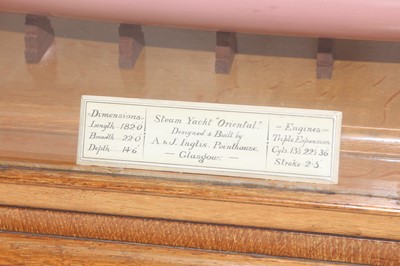 Lot 68 - A very well made Ship Makers display model of...