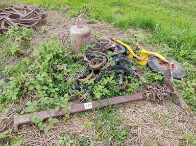 Lot 217 - Sundry Drill Parts and pipes