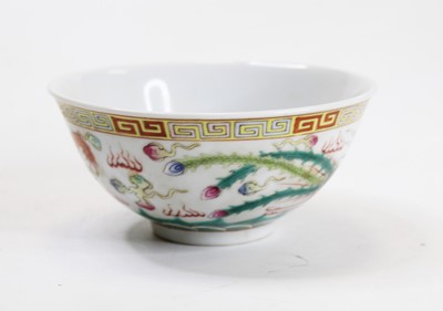 Lot 230 - A Chinese export porcelain bowl, polychrome...