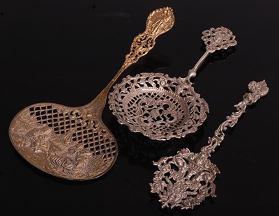 Lot 1043 - A late Victorian silver sifting spoon, the...