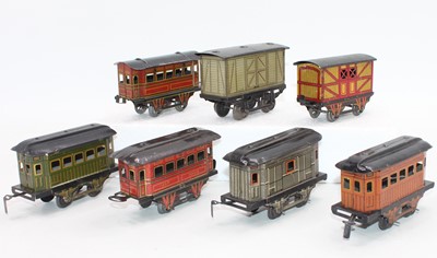 Lot 272 - A small tray containing 7x assorted Jep items...