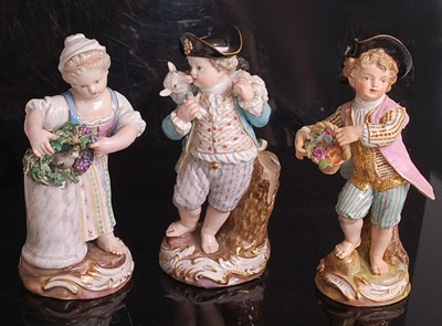 Lot 1017 - Three late 19th century small Meissen...