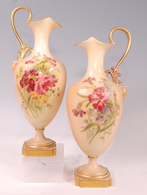 Lot 1025 - A pair of Edwardian Royal Worcester porcelain...