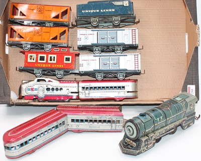 Lot 288 - Large tray of American ‘Unique Lines’ items: 0-...