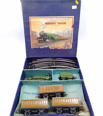 Lot 339 - 1948-54 Hornby No.501 LNER Passenger set...