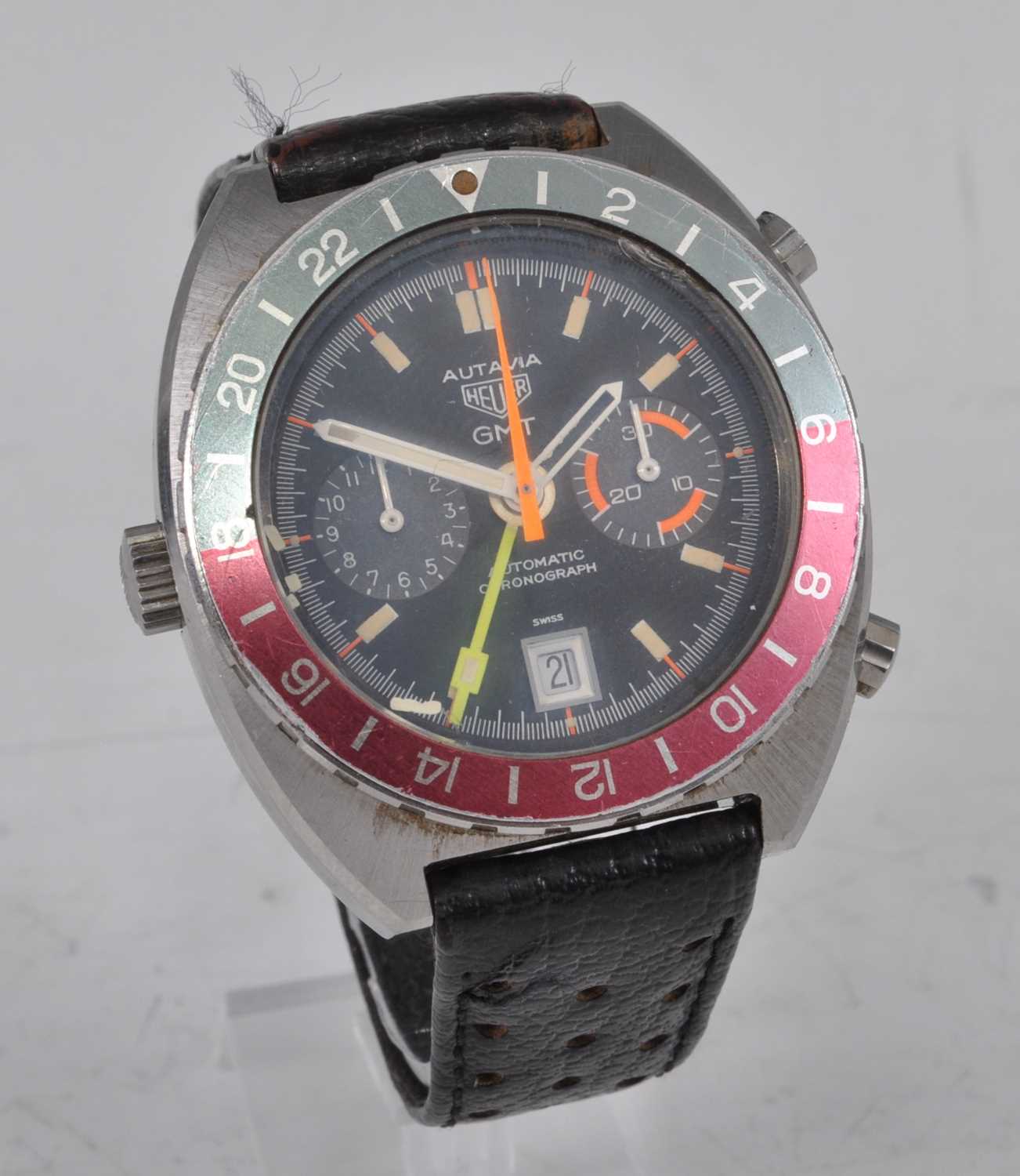 Lot 1163 - A gent's stainless steel Heuer Autavia GMT...