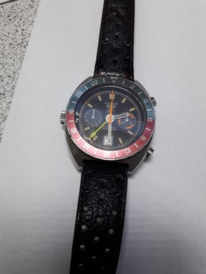 Lot 1163 - A gent's stainless steel Heuer Autavia GMT...