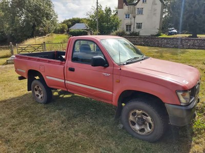 Lot 167 - Toyota Hilux 2.4TD 4WD Pickup with 131,180...