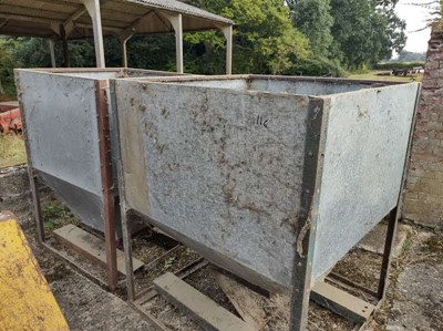 Lot 116 - 7 x Hoppers