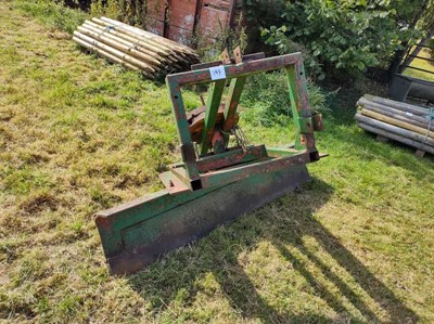 Lot 149 - Yard Scraper