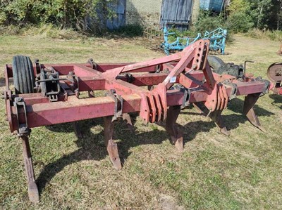 Lot 151 - Chisel Plough
