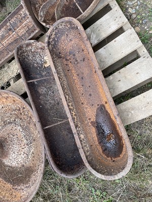 Lot 224 - 2 Open Feeders (1) with Two Bars (2) Open Top