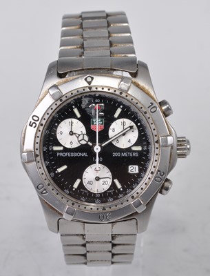Lot 1172 - A gent's Tag Heuer Professional 200m steel...