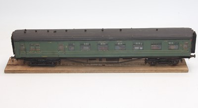Lot 380 - Southern 4-car EMU set comprising 2 driving...