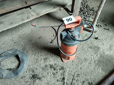Lot 90 - Handheld Pressure Sprayer